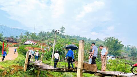 Huyện Mai Sơn khởi công làm cầu dân sinh cho người phát triển kinh tế