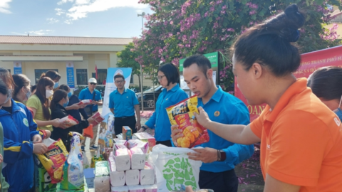 "Xe siêu thị đoàn viên Công đoàn” hỗ trợ đoàn viên Công đoàn ngành Dệt - May Hà Nội