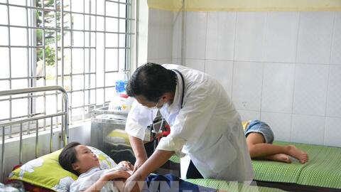 Nhiều học sinh Trường Tiểu học Kim Giang nghi bị ngộ độc sau khi đi tham quan