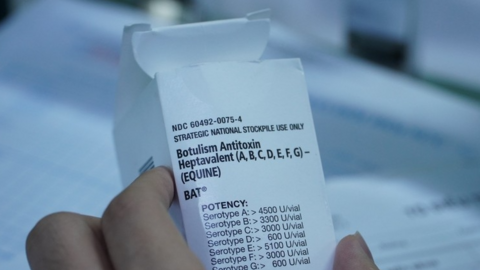 Một bệnh nhân ngộ độc botulinum tử vong trước khi kịp dùng thuốc giải