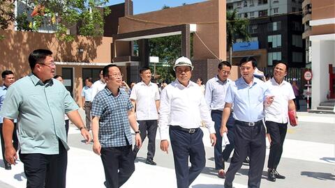 Giúp giáo dục quận Hoàng Mai phát triển nhanh