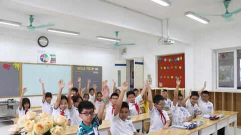 Không gây quá tải cho học sinh khi dạy học ngoại ngữ