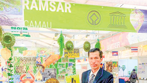 Khởi nghiệp từ trái nhàu 