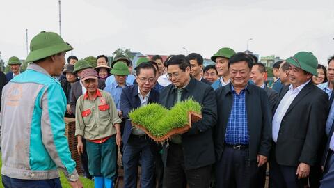 Nắm chắc tình hình, chủ động, tích cực hỗ trợ người nông dân