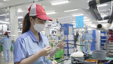 Sửa quy định về thang, bảng lương với người lao động trong doanh nghiệp Nhà nước