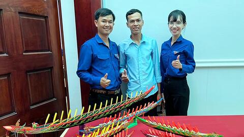 Khởi nghiệp với sản phẩm ghe ngo thu nhỏ 