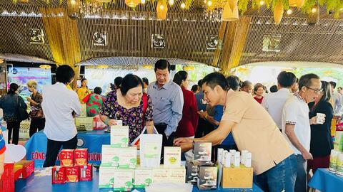 Hàng chục gian hàng đặc sản Long An quy tụ tại TP.HCM