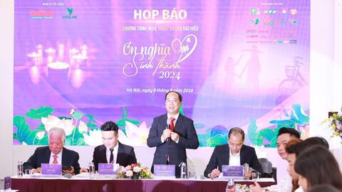 Lấy âm nhạc để ngợi ca công lao trời biển của bậc sinh thành