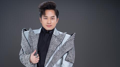 Tùng Dương và các bạn ủng hộ đồng bào Thái Nguyên 500 triệu đồng