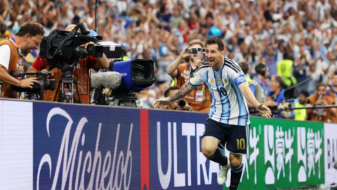Messi phá kỷ lục ghi bàn, tuyển Argentina thắng Áo 2-0