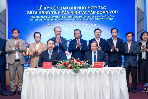 <a href="/xuat-khau" title="Xuất khẩu" rel="dofollow">Xuất khẩu</a>