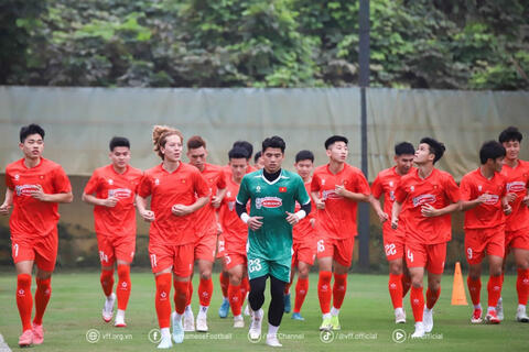 <a href="/tong-hop" title="Tổng hợp" rel="dofollow">Tổng hợp</a>