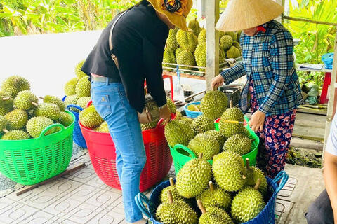 <a href="/xuat-khau" title="Xuất khẩu" rel="dofollow">Xuất khẩu</a>