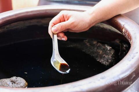 <a href="/xuat-khau" title="Xuất khẩu" rel="dofollow">Xuất khẩu</a>