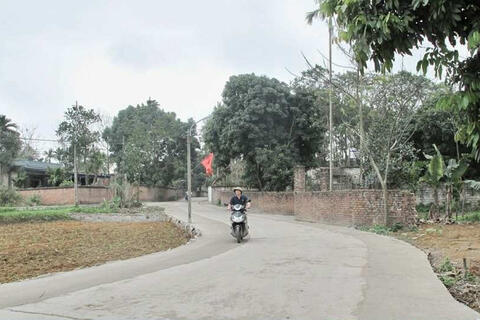 <a href="/nong-thon-moi" title="Nông thôn mới" rel="dofollow">Nông thôn mới</a>