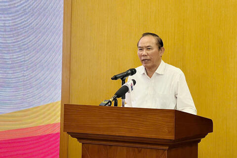 <a href="/xuat-khau" title="Xuất khẩu" rel="dofollow">Xuất khẩu</a>