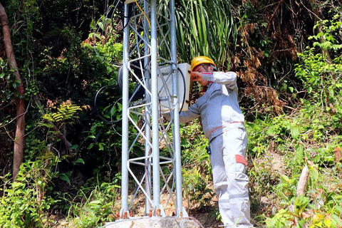 <a href="/nong-thon-moi" title="Nông thôn mới" rel="dofollow">Nông thôn mới</a>