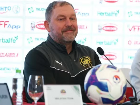 HLV Malaysia nhận tin sốc sau trận thua tuyển Việt Nam