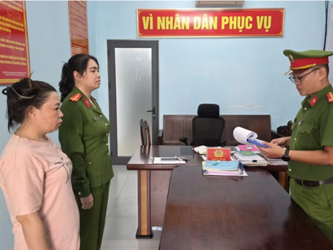 Bắt giữ người phụ nữ đánh 2 nhân viên gác chắn đường sắt ở Đà Nẵng