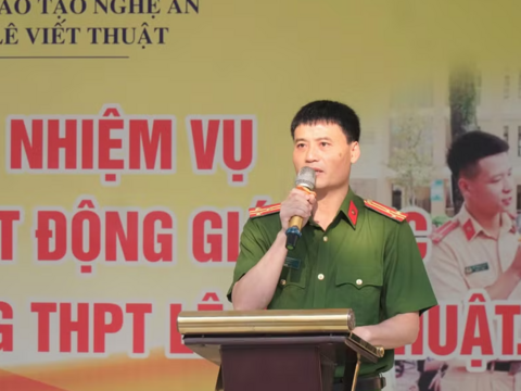 Nhà trường phối hợp công an đảm bảo an ninh, trật tự trong hoạt động giáo dục