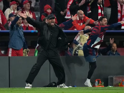 Trọng tài khiến Bayern Munich phẫn nộ rời Champions League