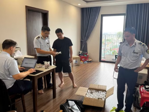 Cảnh báo mực in có dấu hiệu bị làm giả thâm nhập học đường