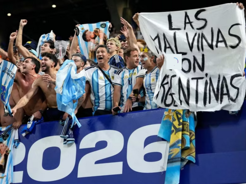 Màn ăn mừng có thể đẩy Argentina vào rắc rối