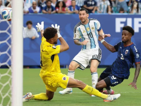 Messi sáng cửa đoạt Quả bóng Vàng thứ 9