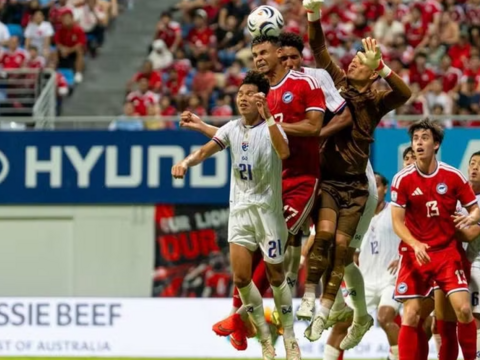 Đặt một chân vào chung kết ASEAN Cup 2026, HLV Thái Lan vẫn chưa hài lòng