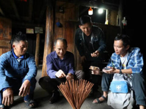 Nghề hương Lũng Phìn tìm hướng đi mới