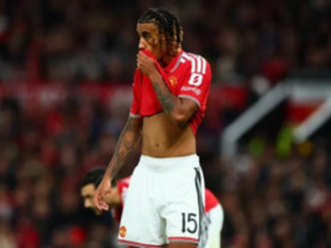 Ngôi sao 62 triệu Euro gặp khó tại Man United