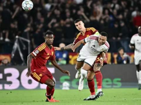 Real Madrid thắng khó tin ở Champions League
