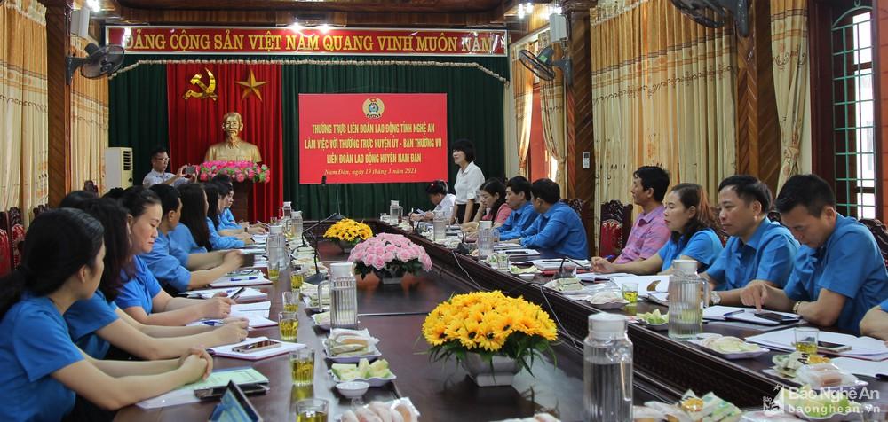 LĐLĐ huyện Nam Đàn chung tay thực hiện mục tiêu xây dựng nông thôn mới kiểu mẫu