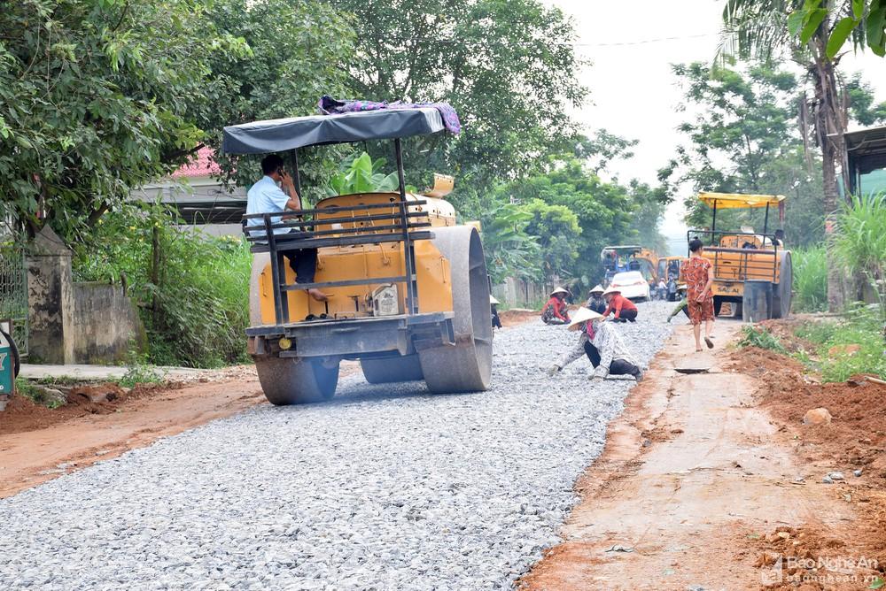 Đổi mới phương thức lãnh đạo, quyết tâm đưa Tân Kỳ phát triển toàn diện