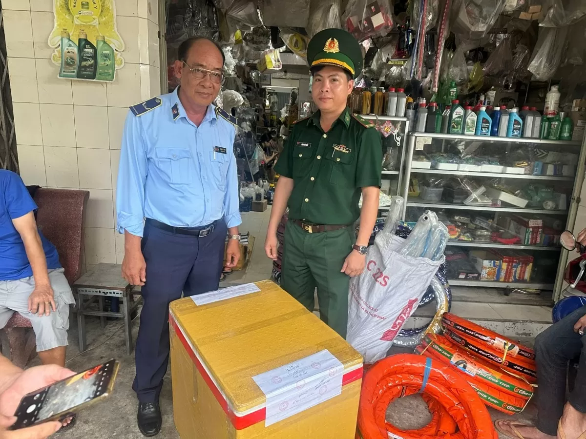 Cà Mau: Tạm giữ phụ tùng xe máy không rõ nguồn gốc