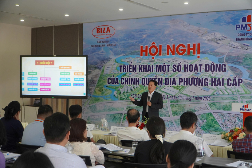 Các đại biểu thảo luận tại hội nghị. Ảnh: Nguyễn Ngọc