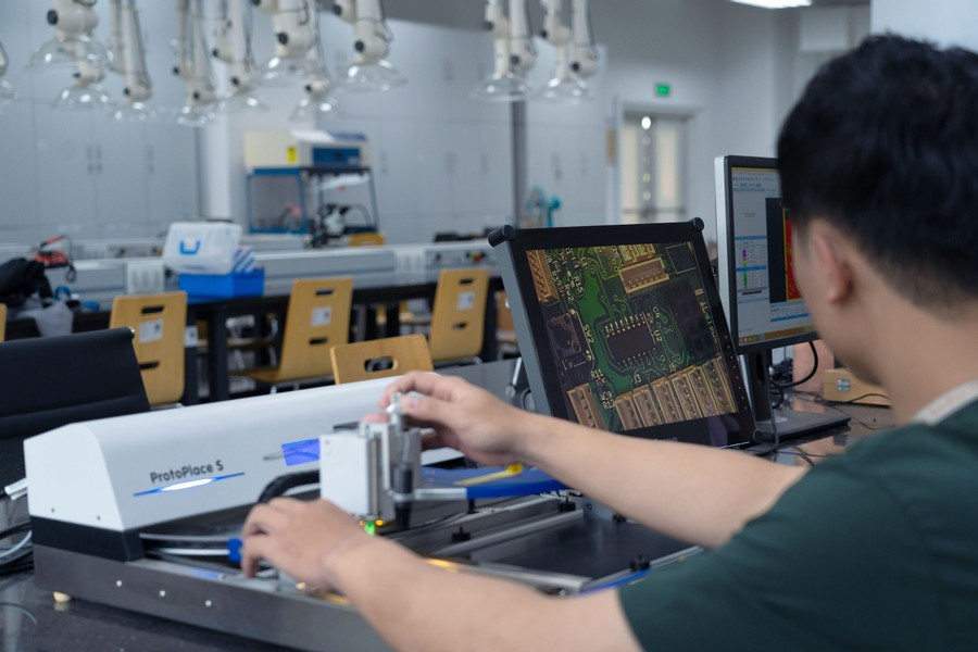 Phòng lab thực hành hiện đại tại Trường Đại học Việt Đức. vgu.jpg