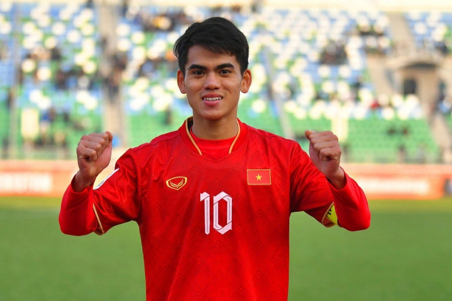 Tiền đạo thủ quân Khuất Văn Khang của U23 Việt Nam. khang.jpg