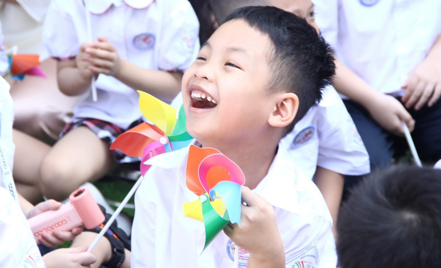 Học sinh lớp 1 Trường tiểu học Vĩnh Tuy (Vĩnh Hưng, Hà Nội).