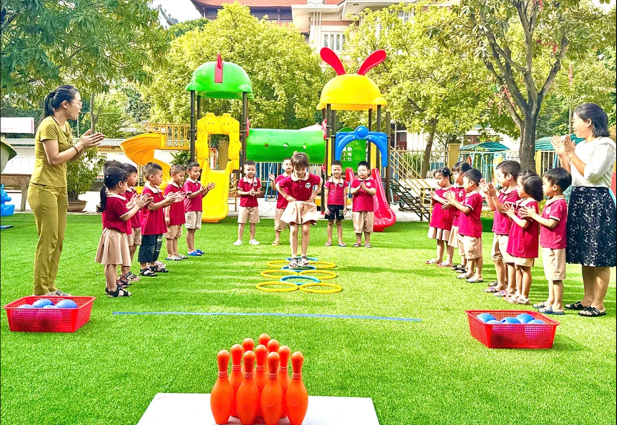 Hoạt động trải nghiệm của các bé trường Mầm non Tiên Cát. 1.png