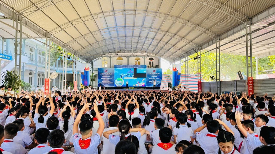 Cơ sở vật chất và các điều kiện thiết yếu được các nhà trường chuẩn bị kỹ lưỡng. 1000040402.jpg