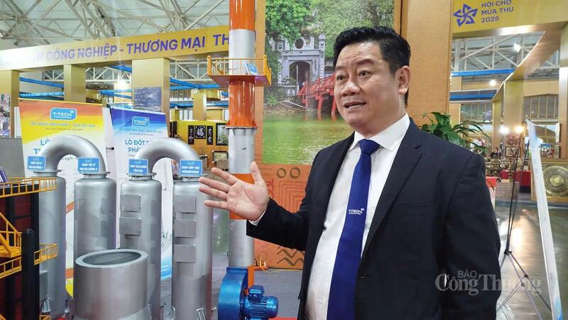 Tiến sĩ Nguyễn Đình Trọng, Chủ tịch Hội đồng Quản trị Công ty Cổ phần Tập đoàn Công nghệ T-Tech Việt Nam trao đổi với phóng viên Báo Công Thương. Ảnh: H.S