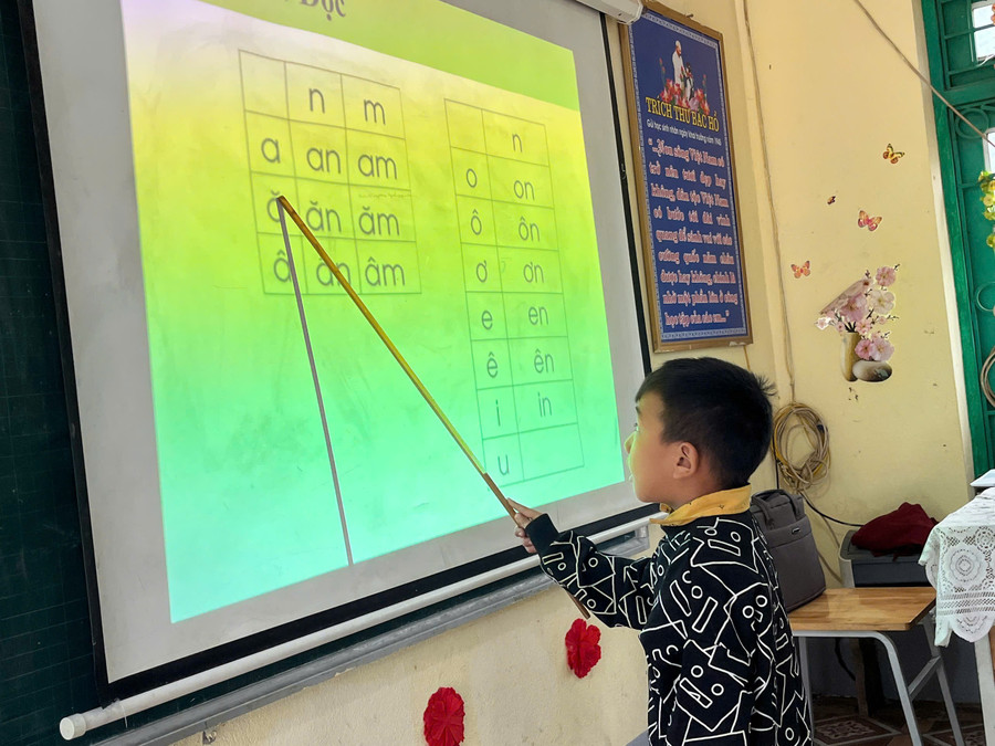 Công tác giáo dục và đào tạo luôn được xã Sính Phình quan tâm, chú trọng.