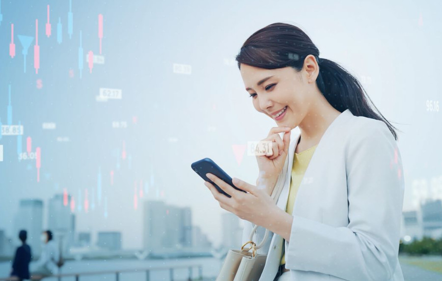 Đối với người bình thường, muốn từ từ trở nên giàu có, bí quyết đầu tiên là biết cách tiết kiệm tiền. (Ảnh: ITN)