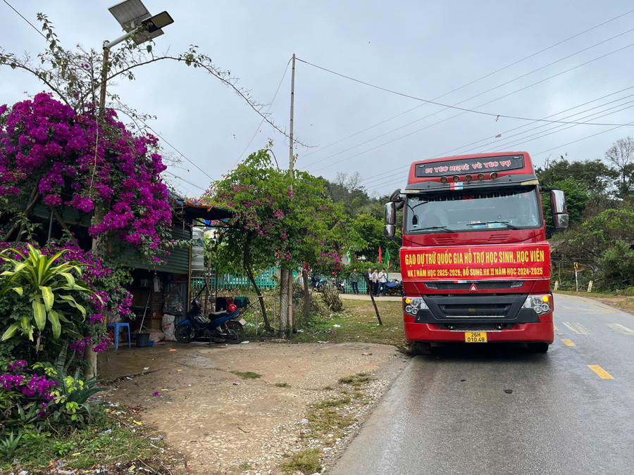 Đảng và Nhà nước luôn dành những sự quan tâm đặc biệt cho đồng bào dân tộc thiểu số và miền núi. suc-song-muong-pon-1.jpg