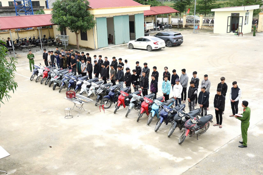 Nhóm đối tượng gây rối trật tự công cộng.