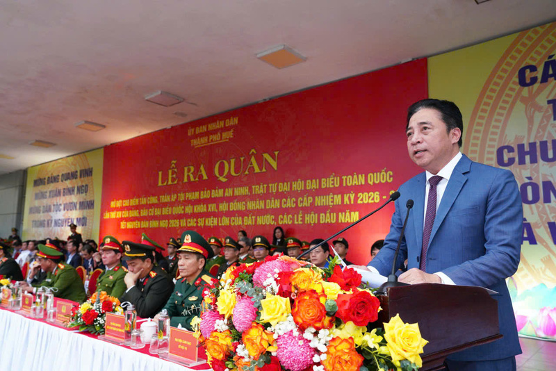 Chủ tịch UBND thành phố Huế Nguyễn Khắc Toàn phát biểu. Ảnh: Nguyễn Tuấn