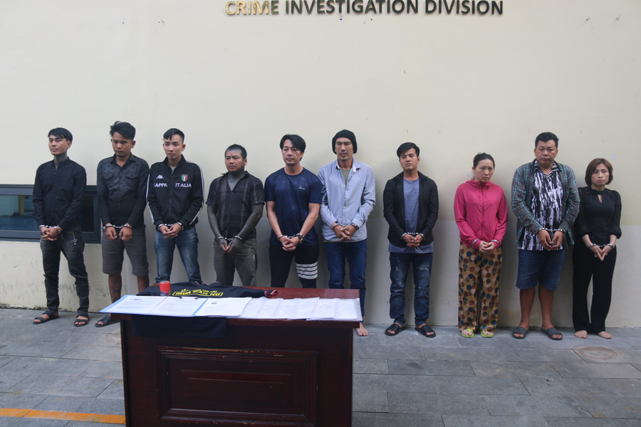 Các bị can bị khởi tố vì hoạt động đòi nợ thuê trái pháp luật. (Ảnh: Công an TPHCM).