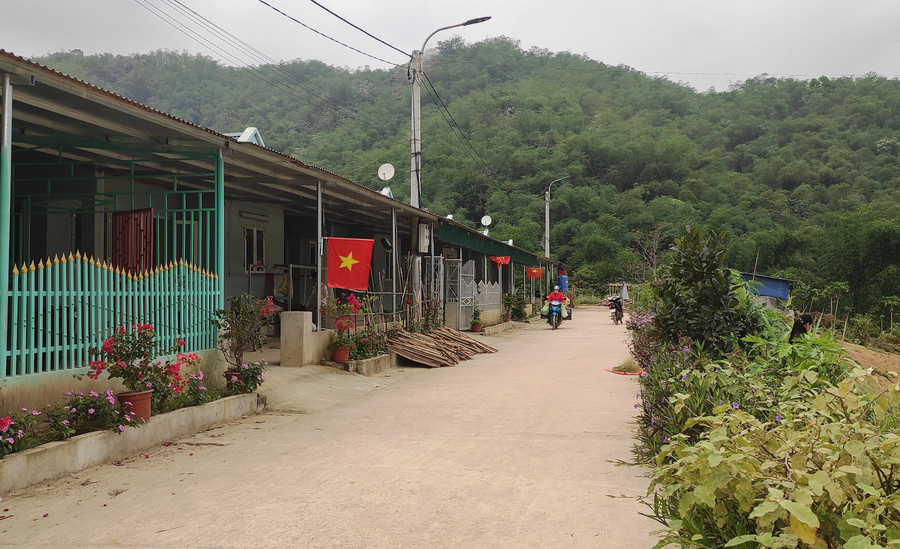 Bản Sa Ná, xã vùng biên Na Mèo (Thanh Hóa) được Đảng, Nhà nước quan tâm đầu tư tái thiết sau trận lũ lịch sử năm 2019. thanh-hoa-giao-duc-mo-loi-ban-lang-vung-tuong-lai-2.jpg