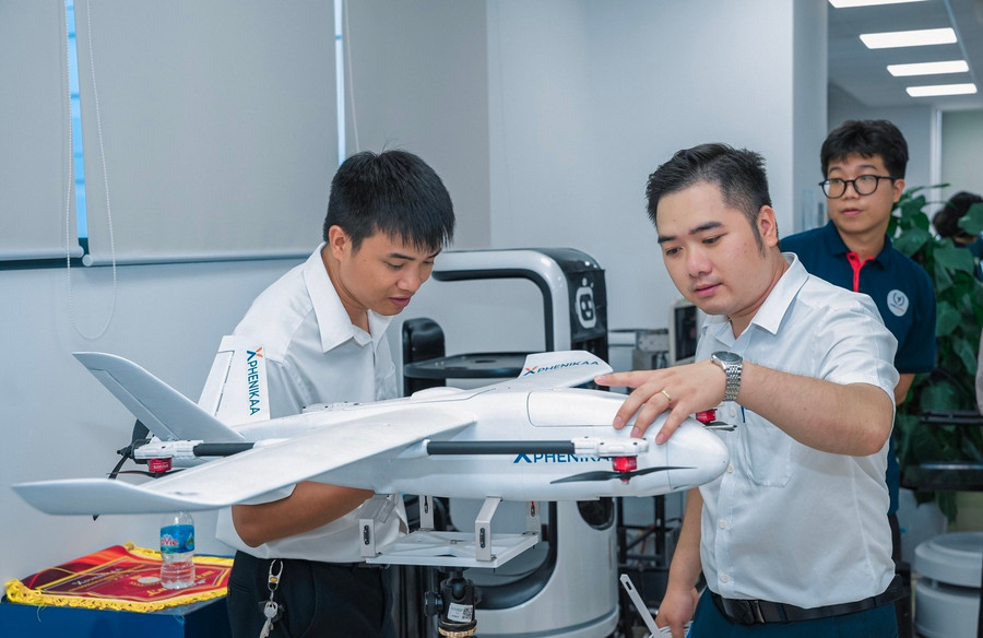 Đại học Phenikaa tạo điều kiện tốt nhất để đón các đoàn học sinh THPT đến tham quan, trải nghiệm. Ảnh: NTCC